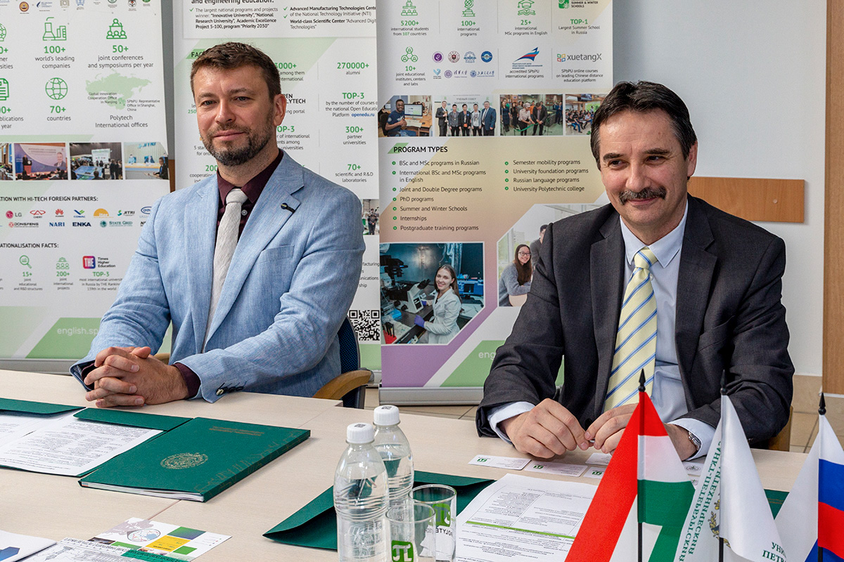 Андраш Марфи и Бела Батори 