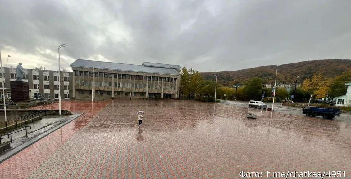 На Камчатке в поселке Палана подсветят площадь имени Ленина