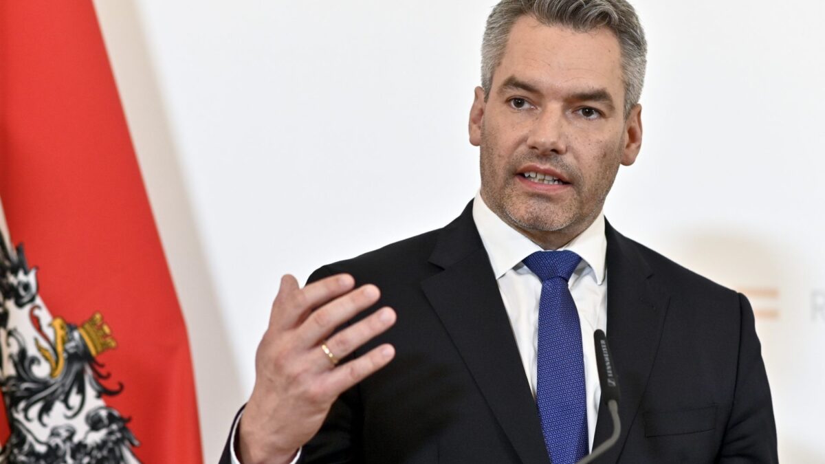 Канцлер австрии карл нехаммер