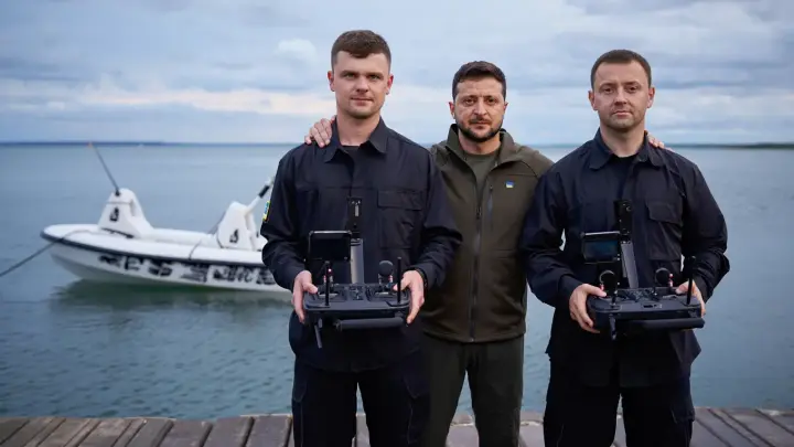 Прорусские хакеры вытащили из тени пиратов Зеленского, бивших по русским танкерам в Чёрном море