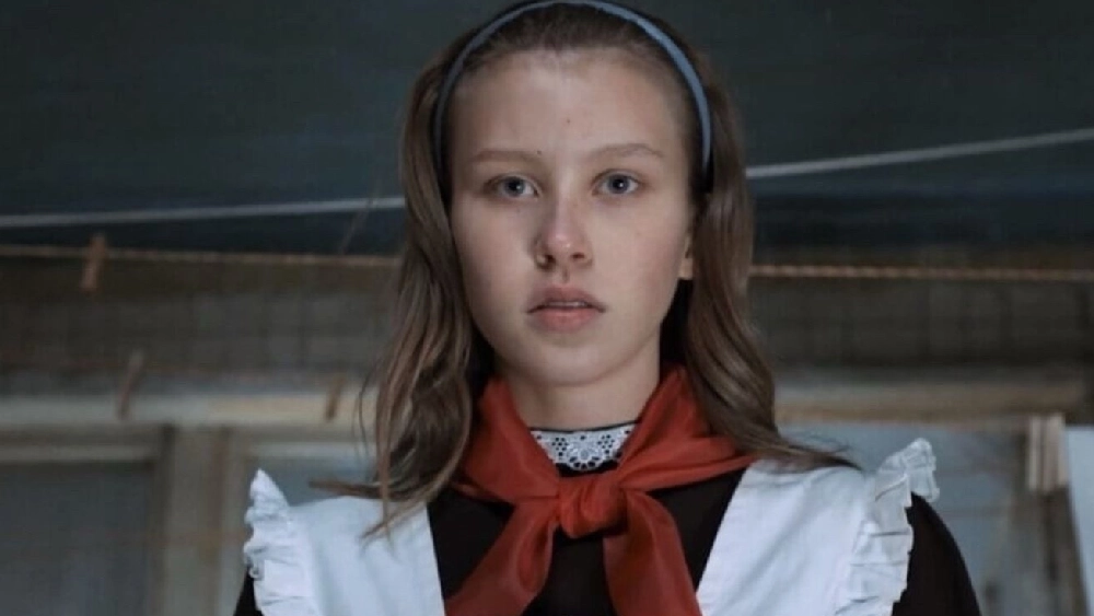 сцена изнасилования айгуль в сериале слово пацана