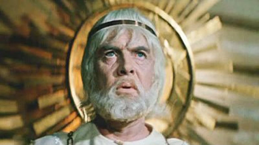 Павел Кадочников.