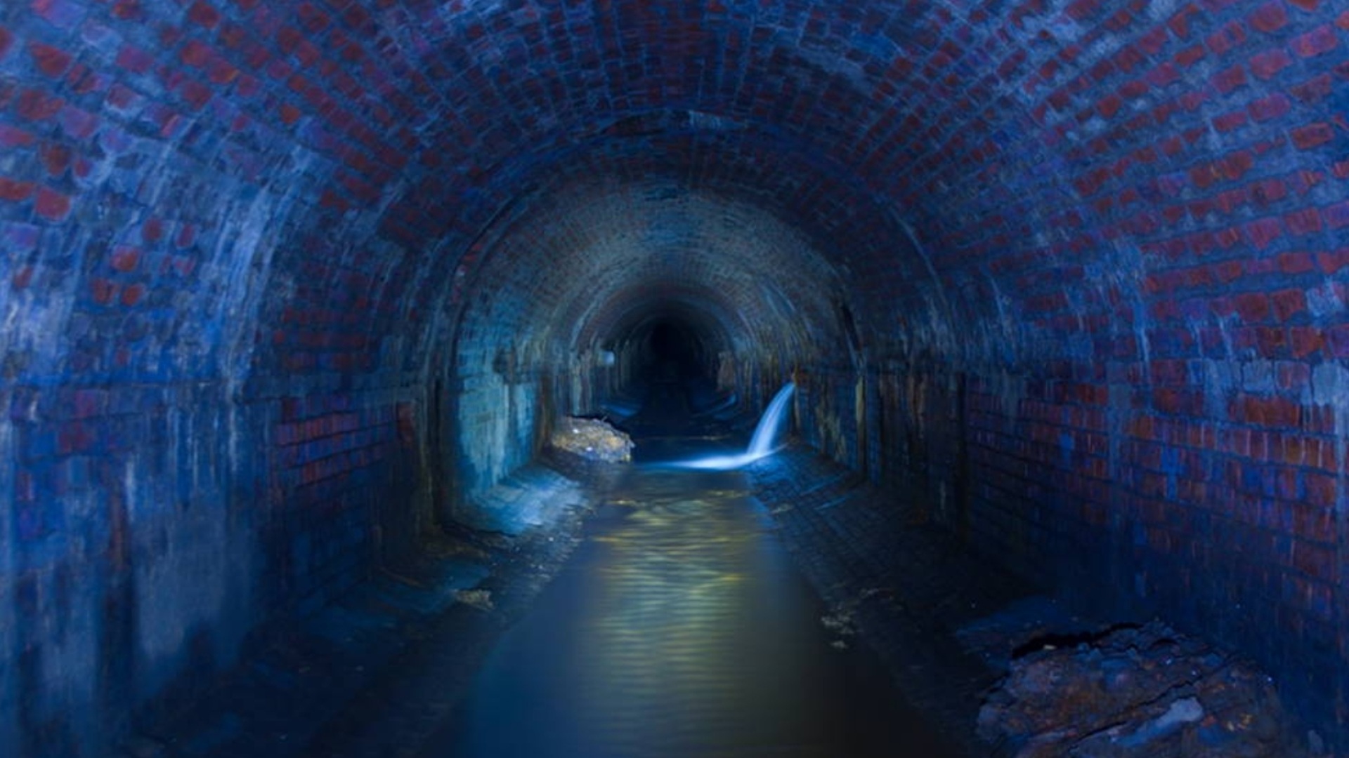 Коллектор подземный. Коллектор реки филька. Коллектор реки неглинка. Коллектор реки филька. Тоннель реки неглинка.