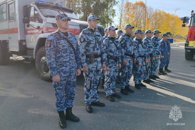 Росгвардейцы приняли участие в смотре сил и средств аварийно-спасательных служб Чувашской Республики