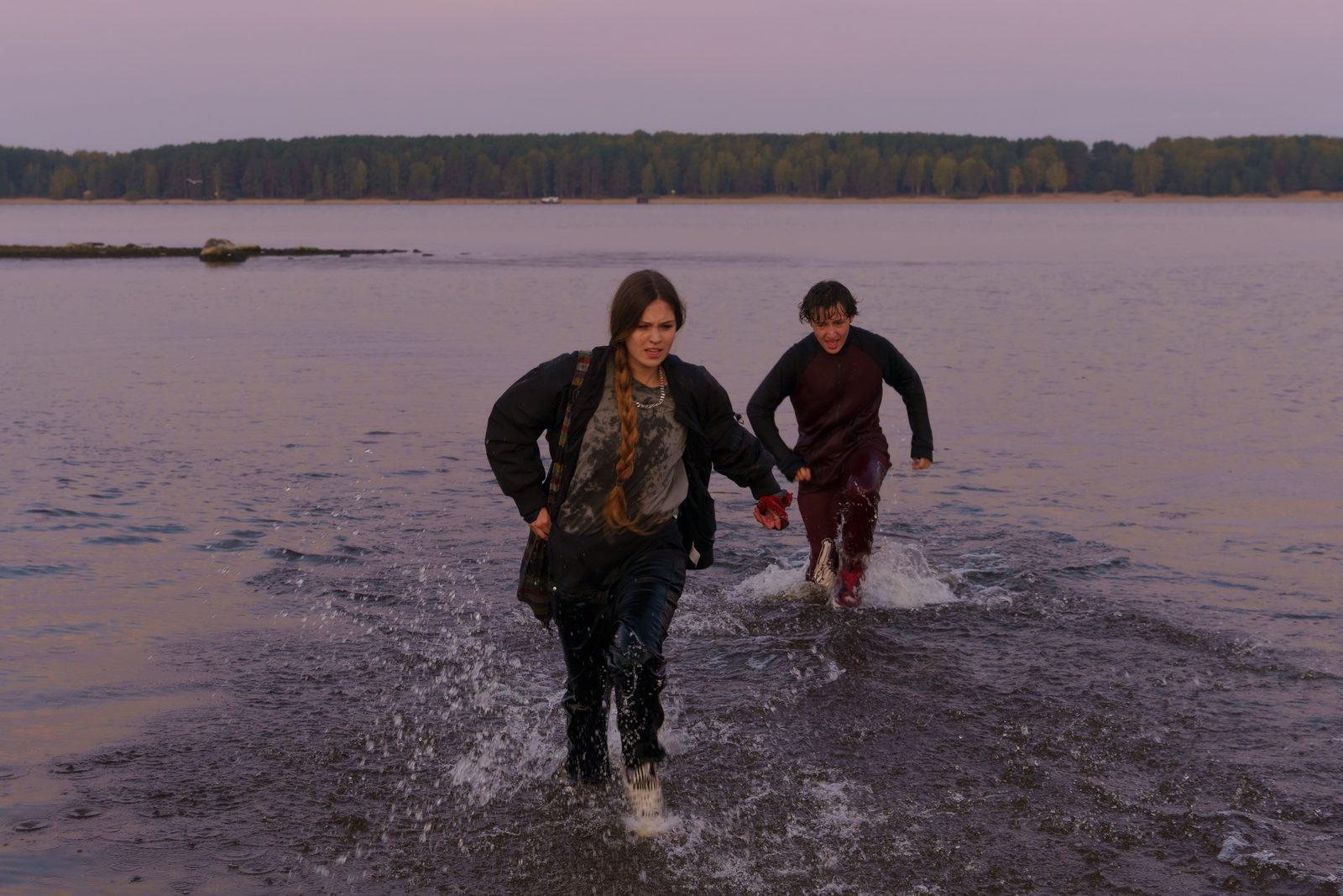 «Дядя Леша», «Она такая классная» и Роман Костомаров: за кого мы болеем на премии ИРИ-2025