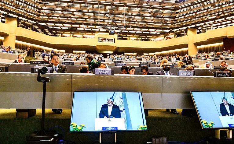 Сенаторы в составе делегации Федерального Собрания РФ участвуют в 151-й Ассамблее Межпарламентского союза в Женеве