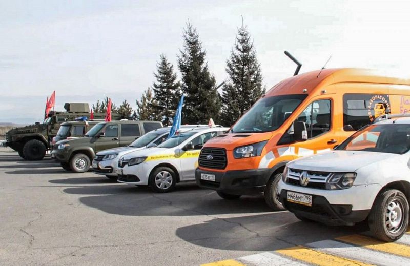 В Туве стартовал III Республиканский автопробег, посвященный годовщине Победы
