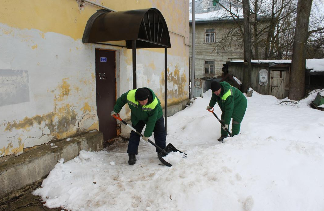 Коммунальщики дома. МКД. МКУ городское хозяйство Великий Новгород техника. Сайт жкх великий новгород