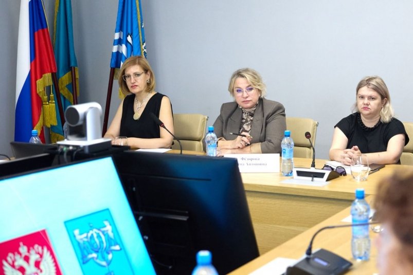 "Серебряных" волонтеров поблагодарили за вклад в жизнь Южно-Сахалинска пресс-служба администрации Южно-Сахалинска