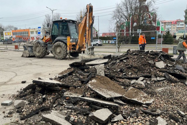 В Светлом начали благоустройство рыночной площади