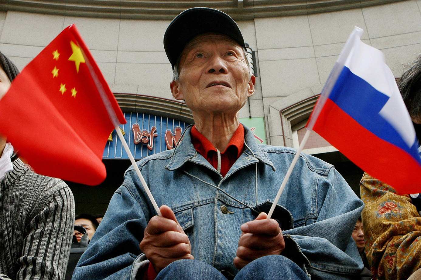 В Китае ко Дню влюбленных запустили акцию «Сделано в России» | Русская весна