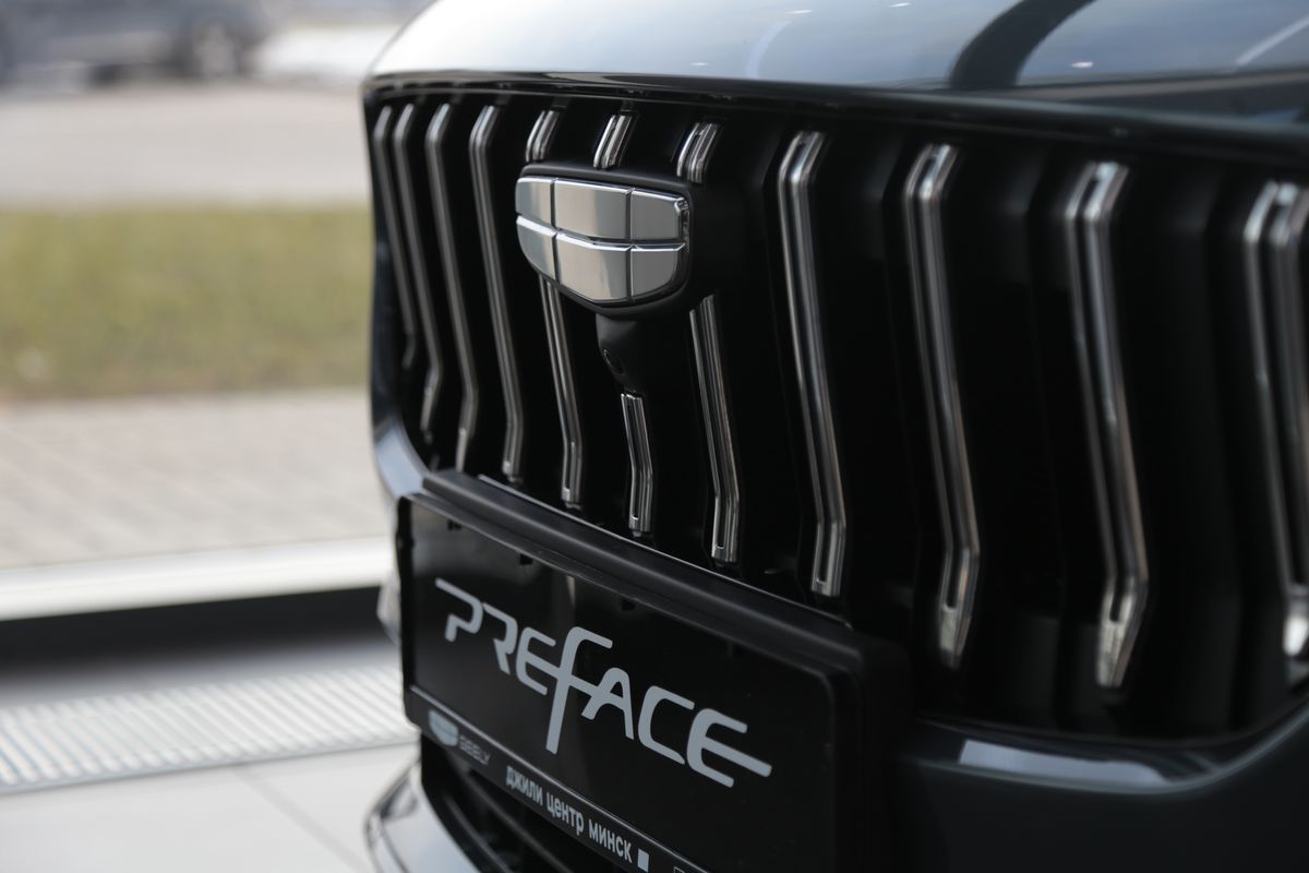 Премиальный седан с большой выгодой на Камайской, 3!