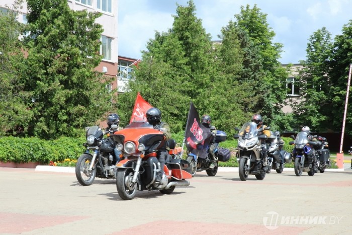 Маршрут масштабного мотопробега «Боевой путь Сибири», который организовали представители Новосибирского отделения мотоклуба «Ночные волки», пролег через «Белшину».