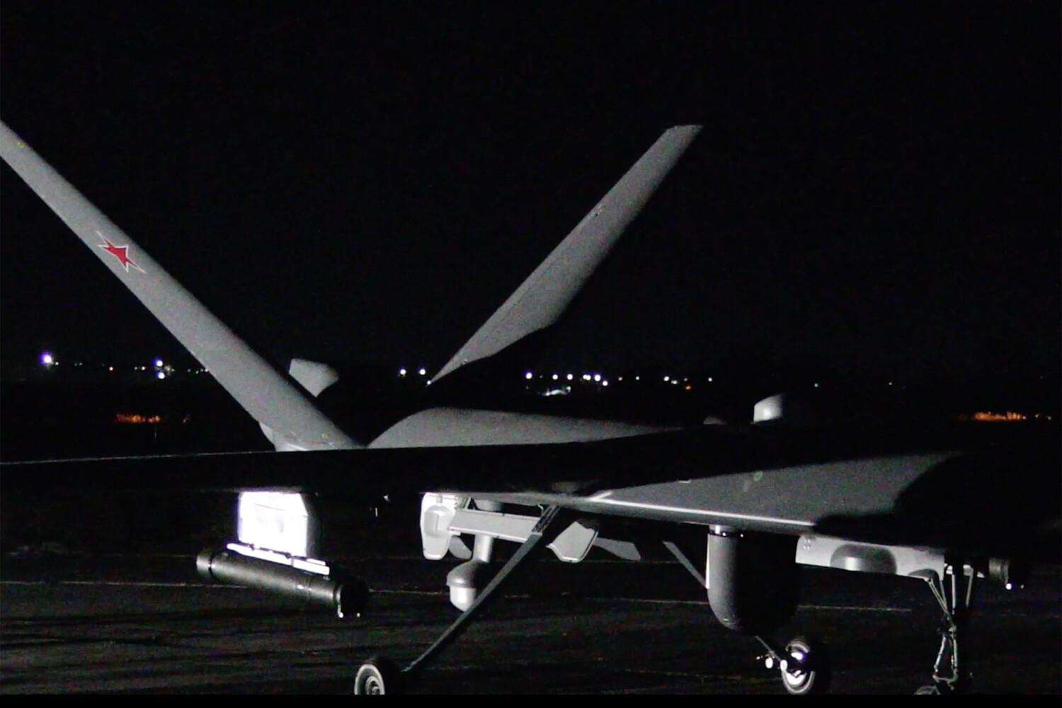 Бпла орион иноходец. Макс 2022 бпла. Бпла орион иноходец. Комплекс бпла орион. Разведывательно ударный дрон иноходец.