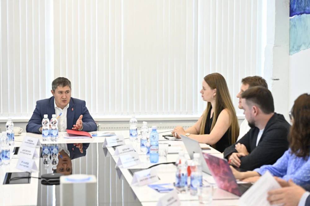 Губернатор Пермского края обсудил с бизнесом развитие проектов малых технологических компаний