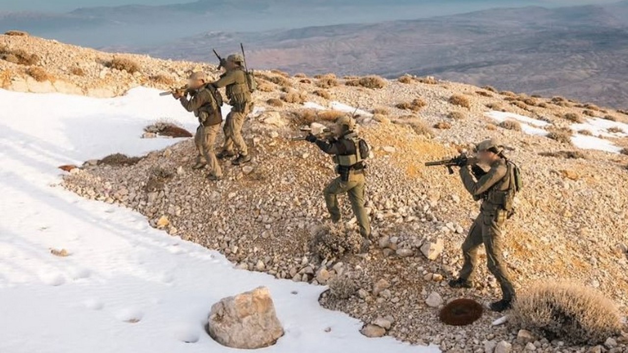 Иран опасался не столько американских бомб, сколько израильских коммандос?