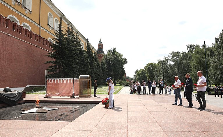 Могила неизвестного солдата москва презентация