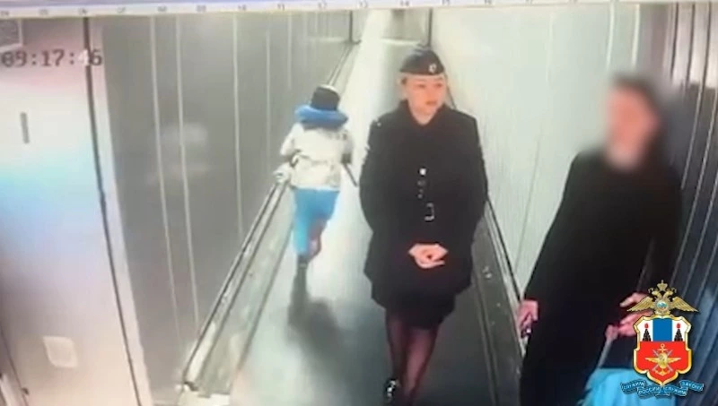 Пьяная пассажирка бизнес-класса устроила дебош на авиарейсе в Южно-Сахалинск — видео