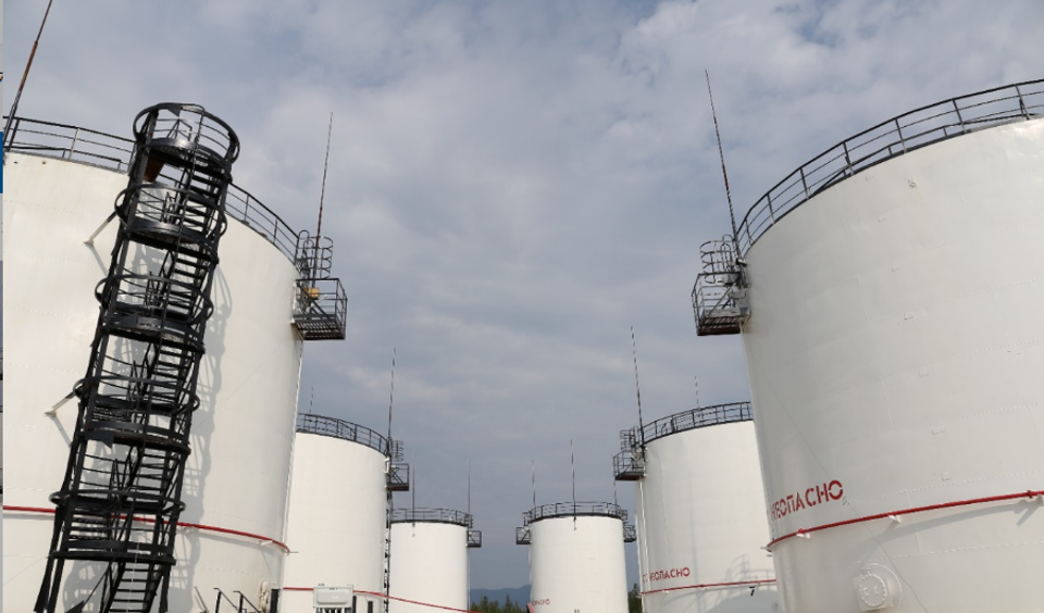 В Якутии начнется реконструкция четырех нефтебаз
