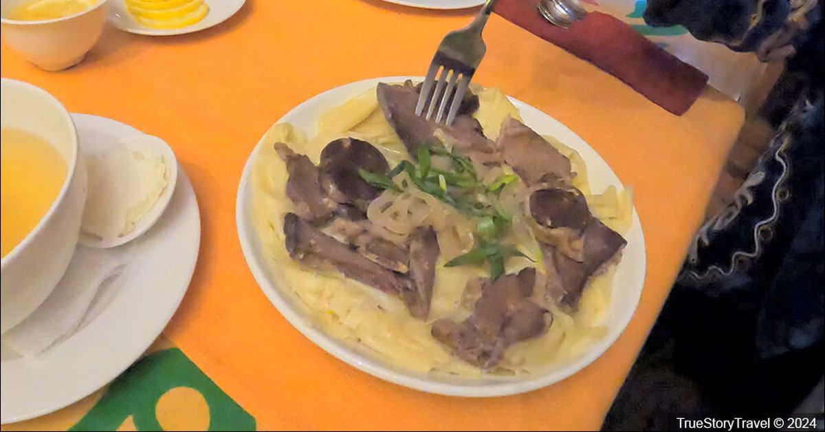 Блогер из России поведал о шикарном казахском блюде