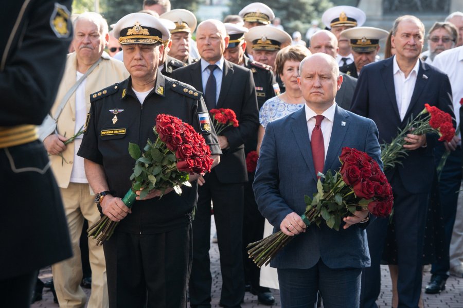 Севастополь отмечает День Военно-Морского Флота 