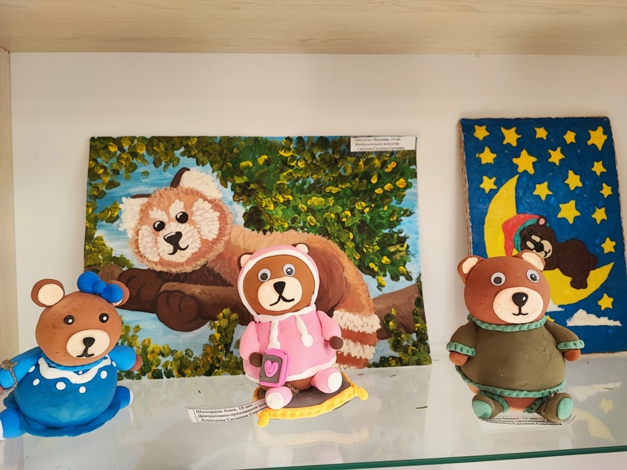 О плюшевом мишке вспоминали в Гатчине