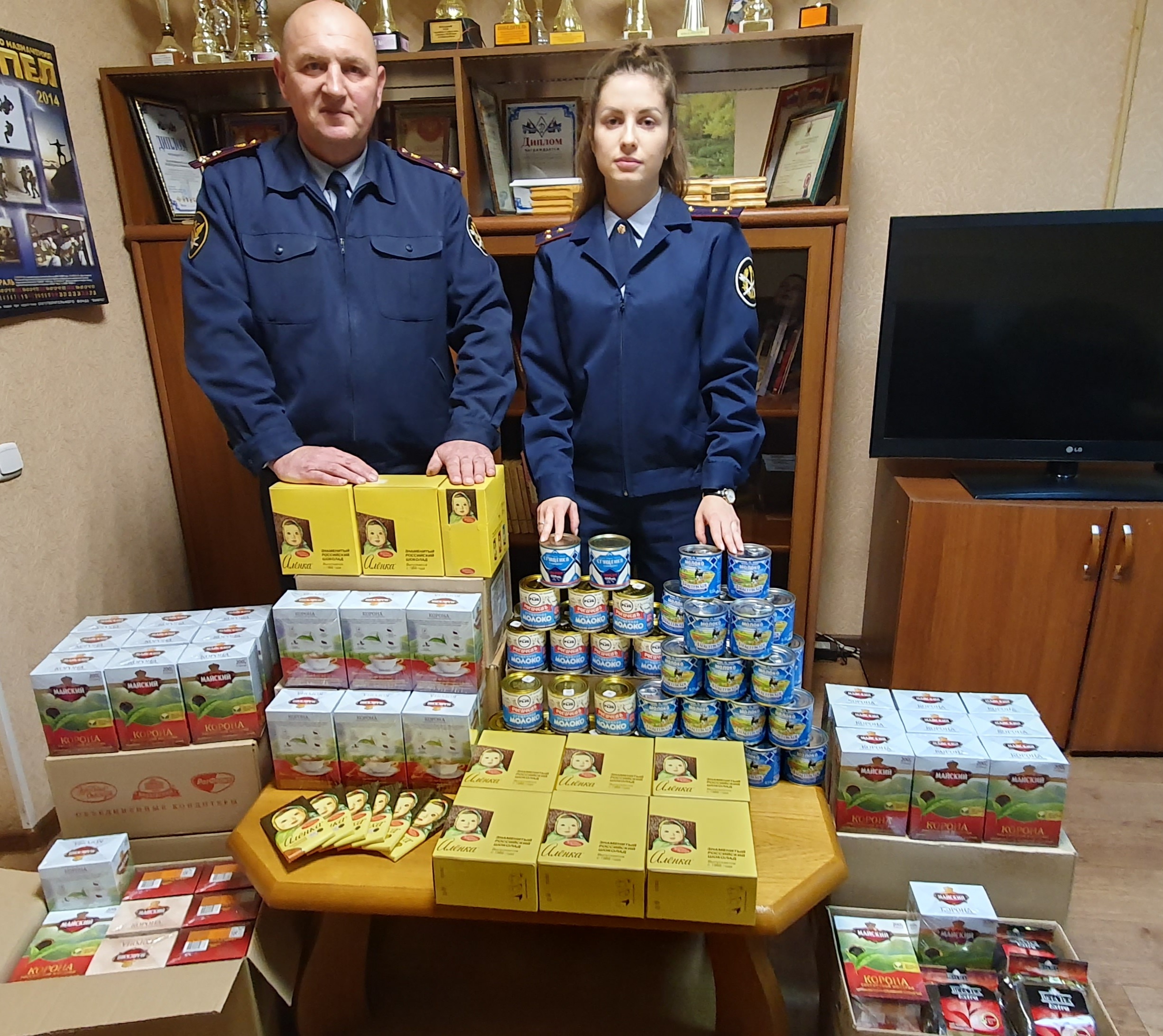 Уфсин по луганской. Сотрудник УФСИН. УФСИН Тамбов.