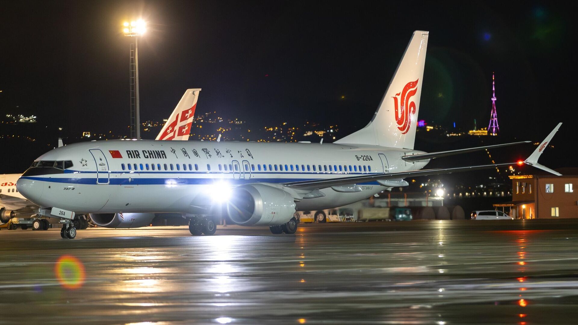 Самолет авиакомпании Air China - Sputnik Грузия, 1920, 16.12.2024