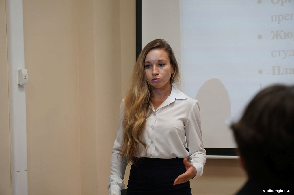 Историко-литературный круглый стол, посвященный 80-летию со Дня снятия блокады Ленинграда