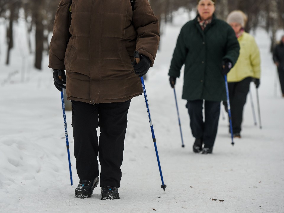 Брейк-данс и скандинавская ходьба: жителей Лобни пригласили отдохнуть в парках