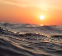 На Сахалине спасли водолаза, который ночь провёл в море
