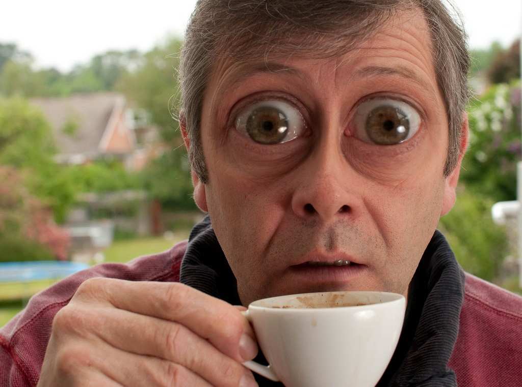 Экономист подсчитал, сколько можно сэкономить на «маленьких радостях»