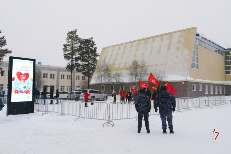 Росгвардия обеспечила безопасность проведения массовых спортивных и культурных мероприятий на Ямале