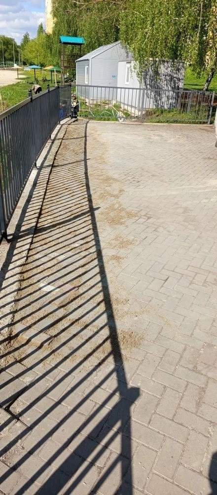 В Курске на Ермошкином озере переделали тротуарную плитку