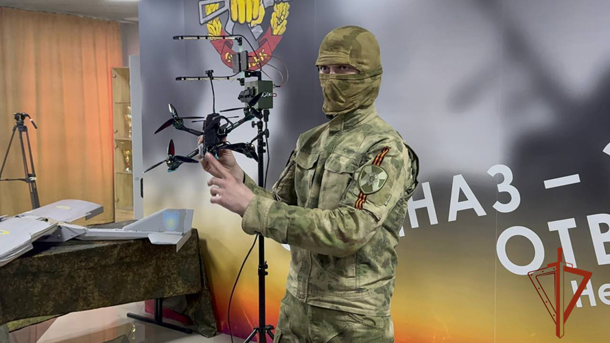 В Новосибирском отряде спецназа Росгвардии «Ермак» прошёл День призывника