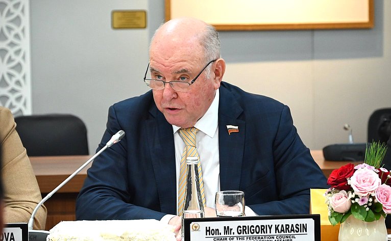 Григорий Карасин