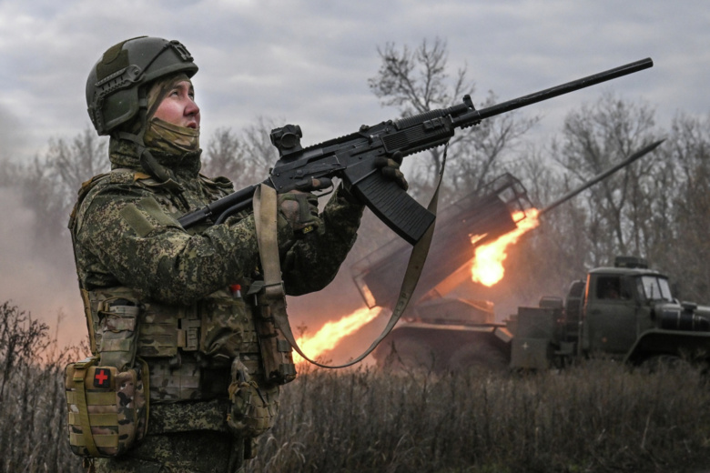 ВСУ истребляют своих? Что происходит в окруженном Мирнограде, штурм ВС РФ