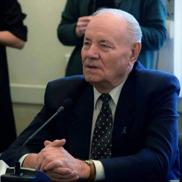 Умер патриарх курской журналистики Александр Щигленко