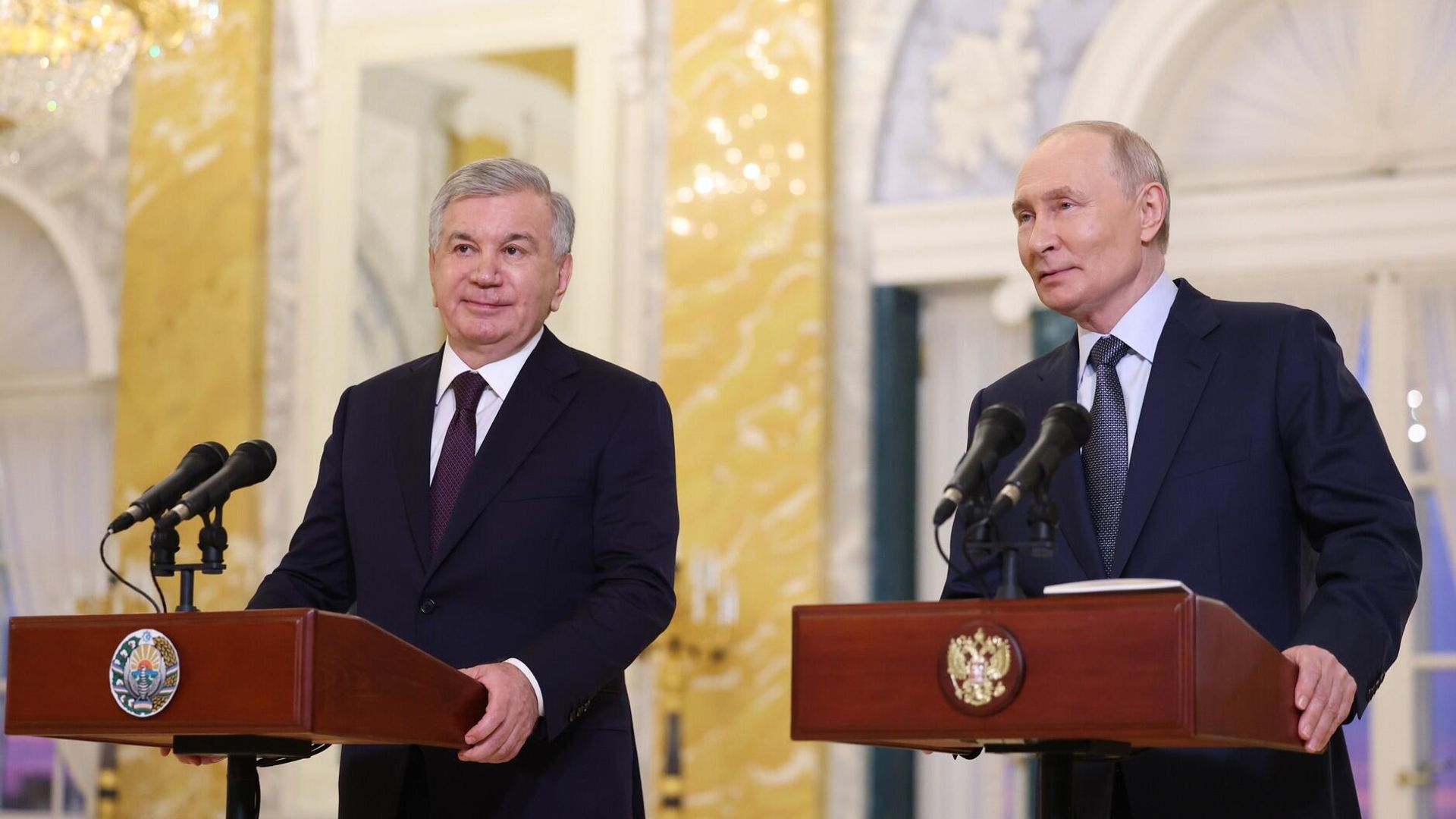 Владимир Путин обсудил с Шавкатом Мирзиёевым двустороннее сотрудничество