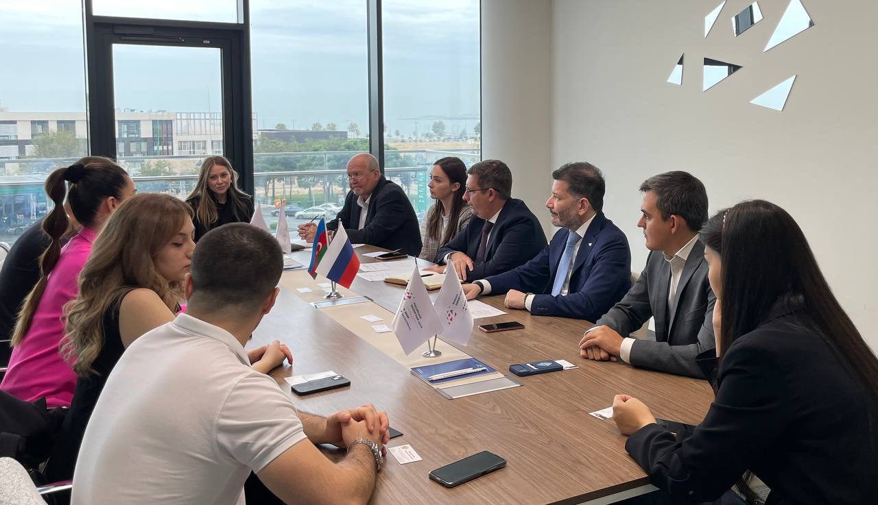 Пухаев эрик георгиевич. Пухаев южная осетия. Управление главы республики северная осетия-алания. Мэр владикавказа мильдзихов. Едзоев марат казбекович.