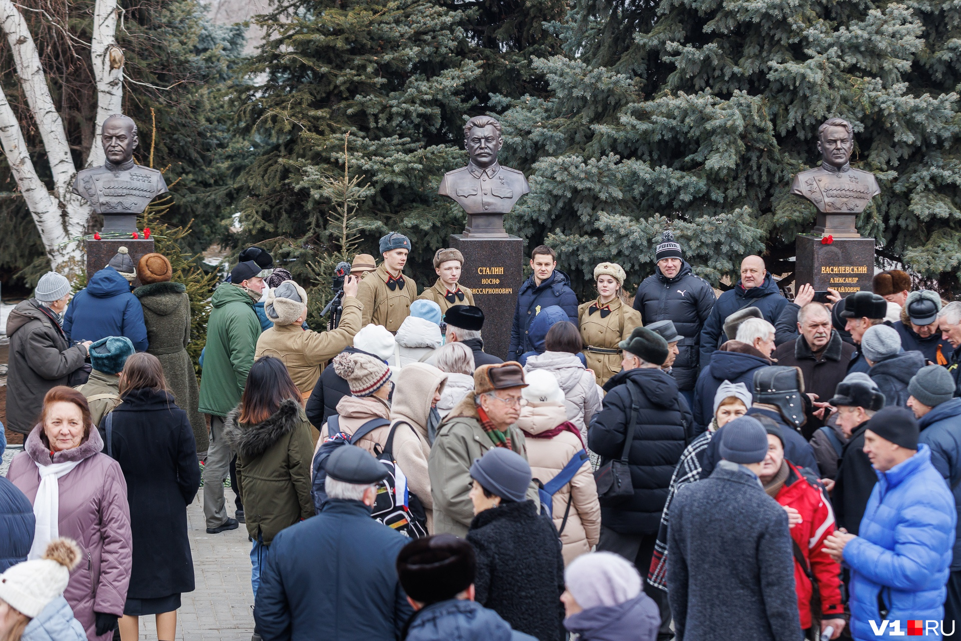 памятник сталину у балтийского вокзала