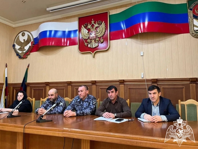 В Дагестане росгвардейцы приняли участие в заседаниях антитеррористической комиссии