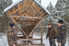  Вот так встреча: В Чувашии проверили состояние подкормочных площадок экология Чувашии 