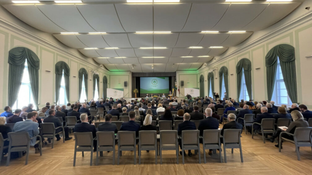 Финансирование политических партий из госбюджета будет заморожено