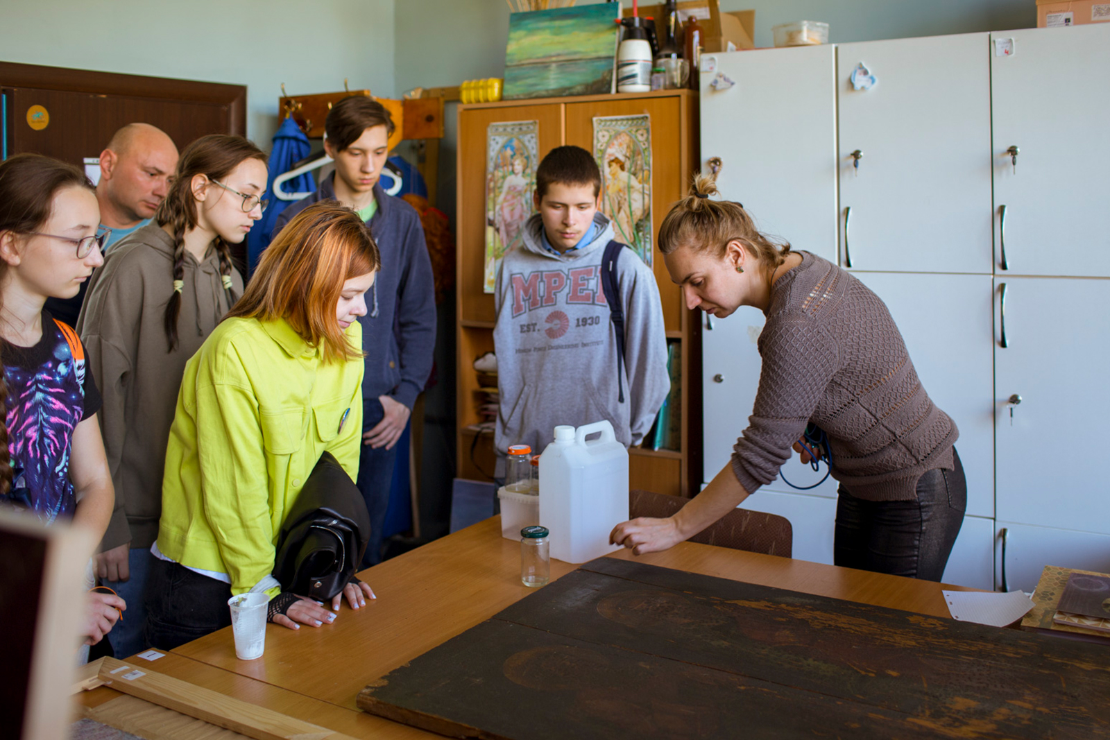 реставраторы спб. школы реставраторов. школы реставраторов. студенты реставраторы. реставраторы тгу.