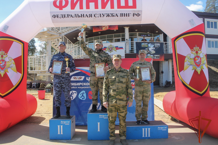 Кузбасские росгвардейцы завоевали «серебро» чемпионата Сибирского округа по служебному биатлону