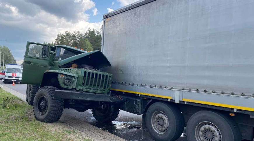 можно ли водителю грузового автомобиля остановиться в этом месте