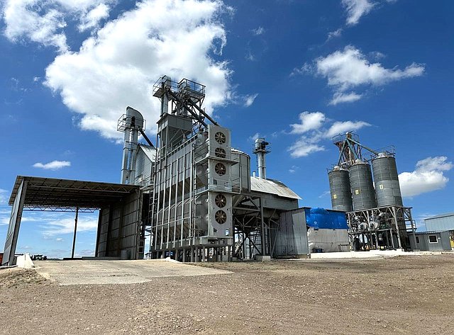 Дарья Лантратова проверила ход восстановления социальных объектов Марковского района ЛНР