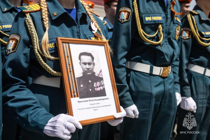 Севастопольские кадеты пожарно-спасательного профиля – правнуки героев