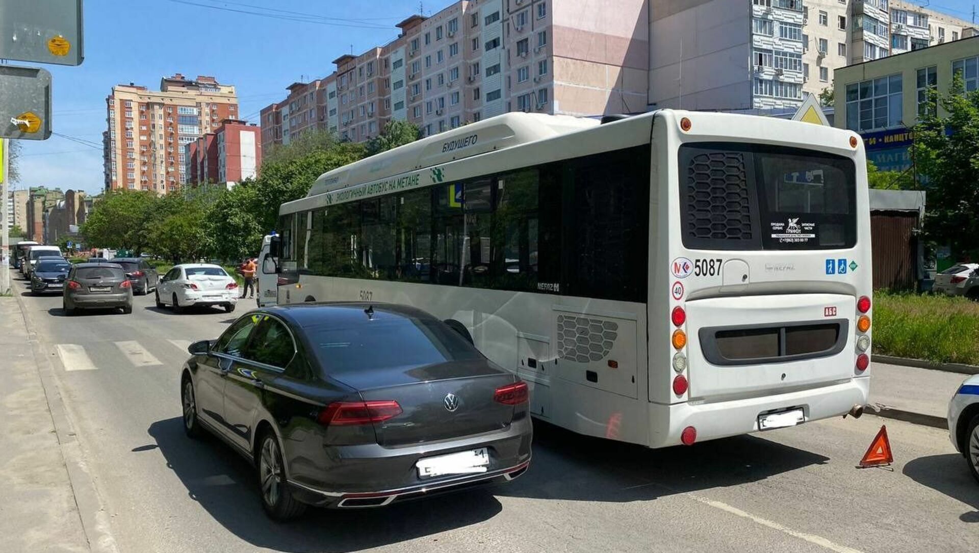 Можно попасть в ростов. Ростовские автобусы. Новые автобусы в Ростове на Дону. Пассажиры в автобусе. Автобус 88 Ростов на Дону.